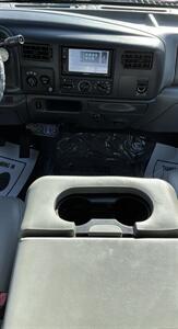 2002 Ford F-250 Super Duty XL - Photo 24 - Bakersfield, CA 93301