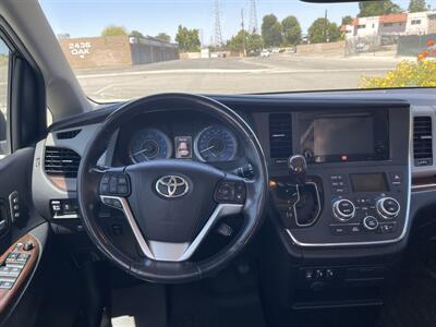 2017 Toyota Sienna XLE 7-Passenger Auto   - Photo 9 - Bakersfield, CA 93305