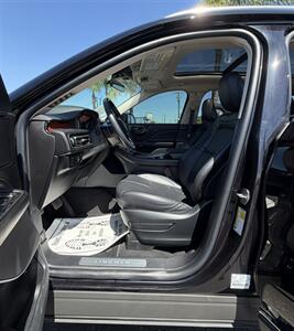 2022 Lincoln Aviator Reserve   - Photo 6 - Bakersfield, CA 93301