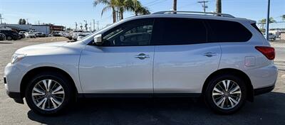 2019 Nissan Pathfinder S - Photo 4 - Bakersfield, CA 93305
