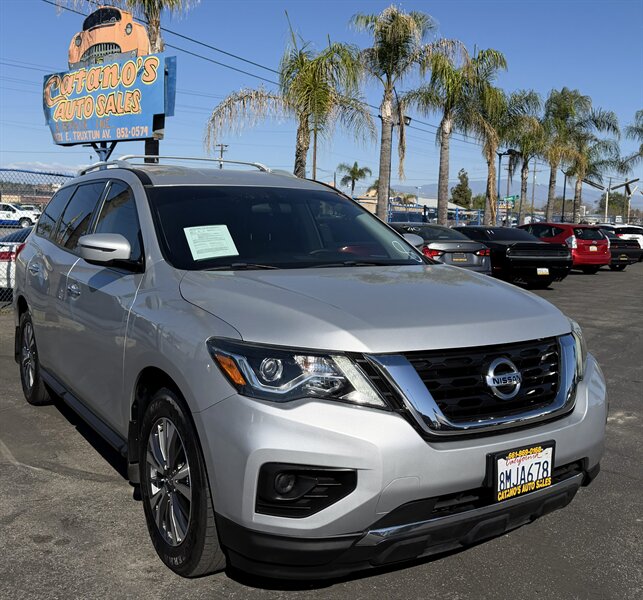 2019 Nissan Pathfinder S