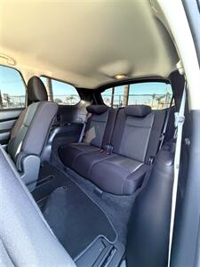 2019 Nissan Pathfinder S - Photo 8 - Bakersfield, CA 93305