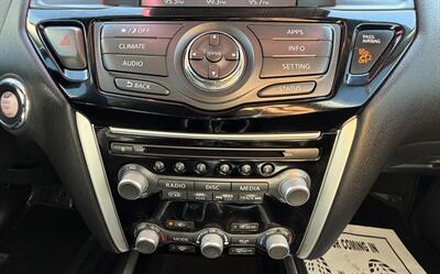 2019 Nissan Pathfinder S - Photo 24 - Bakersfield, CA 93305