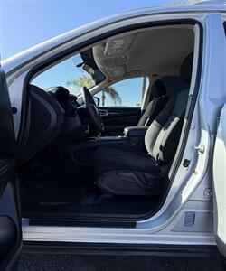 2019 Nissan Pathfinder S - Photo 6 - Bakersfield, CA 93305