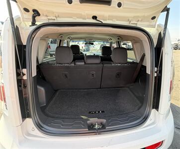2011 Kia Soul +   - Photo 12 - Bakersfield, CA 93305