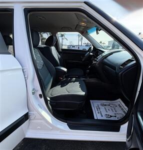 2011 Kia Soul +   - Photo 16 - Bakersfield, CA 93305