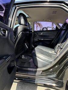 2013 Toyota Avalon Hybrid XLE Premium - Photo 7 - Bakersfield, CA 93305