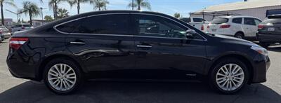 2013 Toyota Avalon Hybrid XLE Premium - Photo 15 - Bakersfield, CA 93305