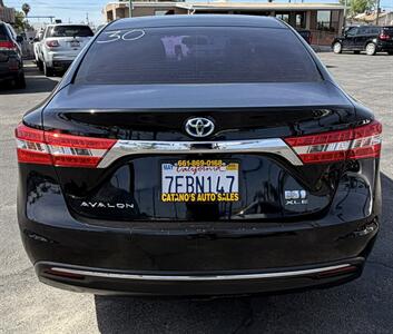 2013 Toyota Avalon Hybrid XLE Premium - Photo 9 - Bakersfield, CA 93305