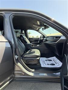2022 Jeep Grand Cherokee Laredo - Photo 19 - Bakersfield, CA 93301