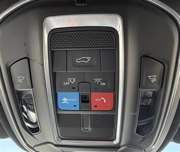 2022 Jeep Grand Cherokee Laredo - Photo 22 - Bakersfield, CA 93301
