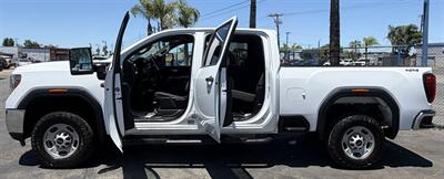 2020 GMC Sierra 2500HD - Photo 5 - Bakersfield, CA 93305