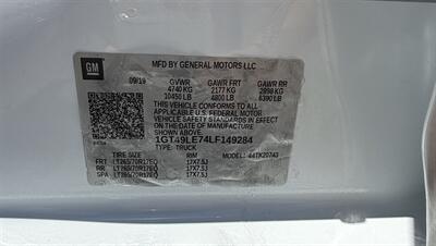 2020 GMC Sierra 2500HD - Photo 9 - Bakersfield, CA 93305