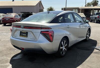 2018 Toyota Mirai - Photo 15 - Bakersfield, CA 93301