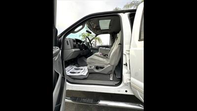 2003 Ford F-250 Super Duty XL 4dr Crew Cab XL   - Photo 6 - Bakersfield, CA 93305