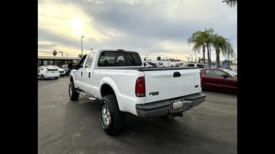 2003 Ford F-250 Super Duty XL 4dr Crew Cab XL   - Photo 8 - Bakersfield, CA 93305