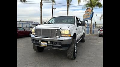 2003 Ford F-250 Super Duty XL 4dr Crew Cab XL   - Photo 3 - Bakersfield, CA 93305