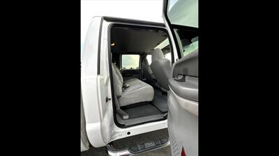 2003 Ford F-250 Super Duty XL 4dr Crew Cab XL   - Photo 15 - Bakersfield, CA 93305