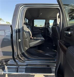 2019 GMC Sierra 1500 SLT - Photo 16 - Bakersfield, CA 93301