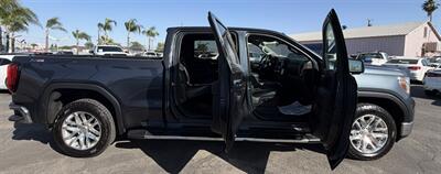 2019 GMC Sierra 1500 SLT - Photo 14 - Bakersfield, CA 93301