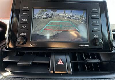2020 Toyota RAV4 LE   - Photo 24 - Bakersfield, CA 93305