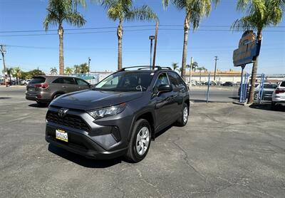 2020 Toyota RAV4 LE   - Photo 3 - Bakersfield, CA 93305