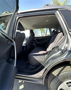 2020 Toyota RAV4 LE   - Photo 7 - Bakersfield, CA 93305
