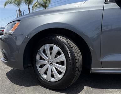 2014 Volkswagen Jetta S   - Photo 24 - Bakersfield, CA 93305