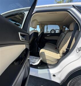 2018 Ford Edge SEL - Photo 7 - Bakersfield, CA 93301