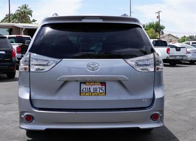2012 Toyota Sienna FWD 7-Passenger V6   - Photo 6 - Bakersfield, CA 93305