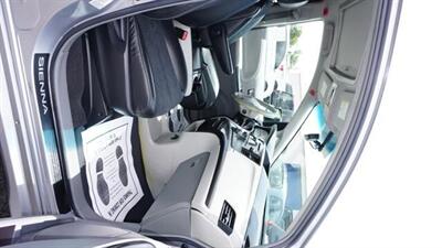 2012 Toyota Sienna FWD 7-Passenger V6   - Photo 15 - Bakersfield, CA 93305