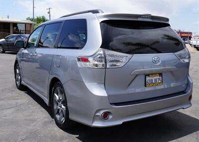 2012 Toyota Sienna FWD 7-Passenger V6   - Photo 11 - Bakersfield, CA 93305