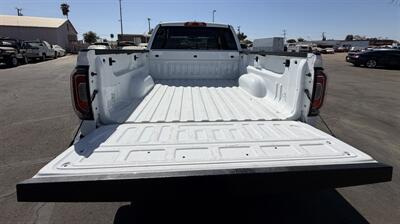 2018 GMC Sierra 1500 SLT - Photo 14 - Bakersfield, CA 93301