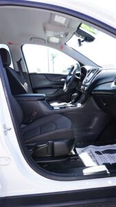 2021 Chevrolet Equinox LT   - Photo 16 - Bakersfield, CA 93305
