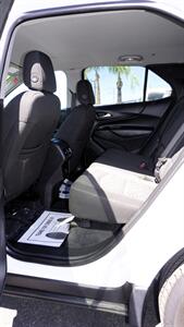 2021 Chevrolet Equinox LT   - Photo 7 - Bakersfield, CA 93305