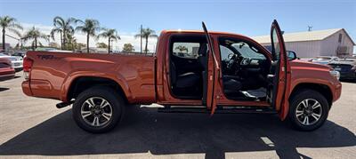 2016 Toyota Tacoma TRD Sport - Photo 15 - Bakersfield, CA 93301