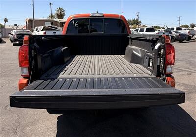 2016 Toyota Tacoma TRD Sport - Photo 11 - Bakersfield, CA 93301