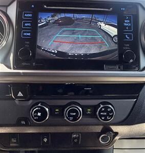 2016 Toyota Tacoma TRD Sport - Photo 27 - Bakersfield, CA 93301