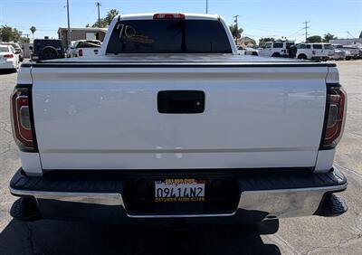 2017 GMC Sierra 1500 SLT   - Photo 10 - Bakersfield, CA 93301