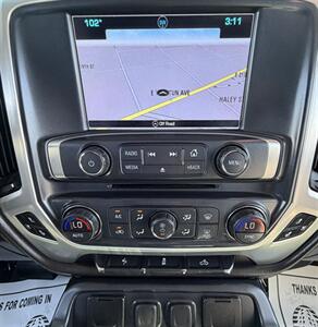 2017 GMC Sierra 1500 SLT   - Photo 22 - Bakersfield, CA 93301