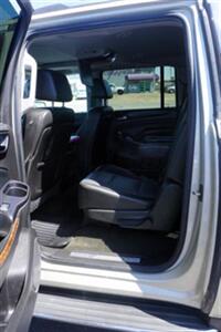 2016 Chevrolet Suburban LTZ 2WD   - Photo 9 - Bakersfield, CA 93305