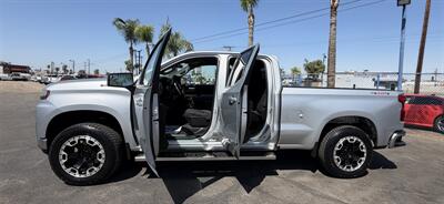 2020 Chevrolet Silverado 1500 LT - Photo 5 - Bakersfield, CA 93301