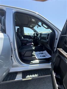 2020 Chevrolet Silverado 1500 LT - Photo 17 - Bakersfield, CA 93301