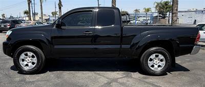 2007 Toyota Tacoma PreRunner V6   - Photo 4 - Bakersfield, CA 93305