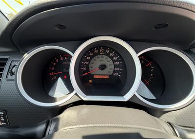 2007 Toyota Tacoma PreRunner V6   - Photo 20 - Bakersfield, CA 93305