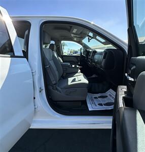2016 GMC Sierra 2500HD   - Photo 14 - Bakersfield, CA 93301
