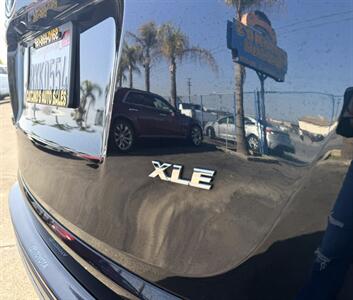 2017 Toyota RAV4 XLE   - Photo 11 - Bakersfield, CA 93301