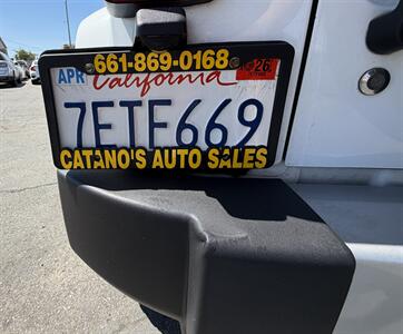 2014 Jeep Wrangler Unlimited Sahara   - Photo 10 - Bakersfield, CA 93305