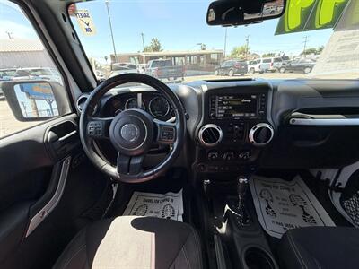 2014 Jeep Wrangler Unlimited Sahara   - Photo 19 - Bakersfield, CA 93305