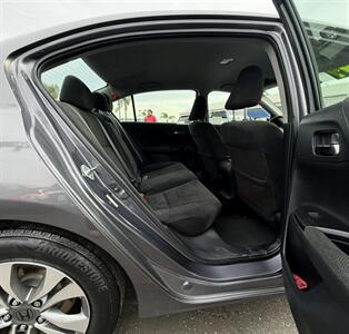 2013 Honda Accord LX   - Photo 17 - Bakersfield, CA 93305